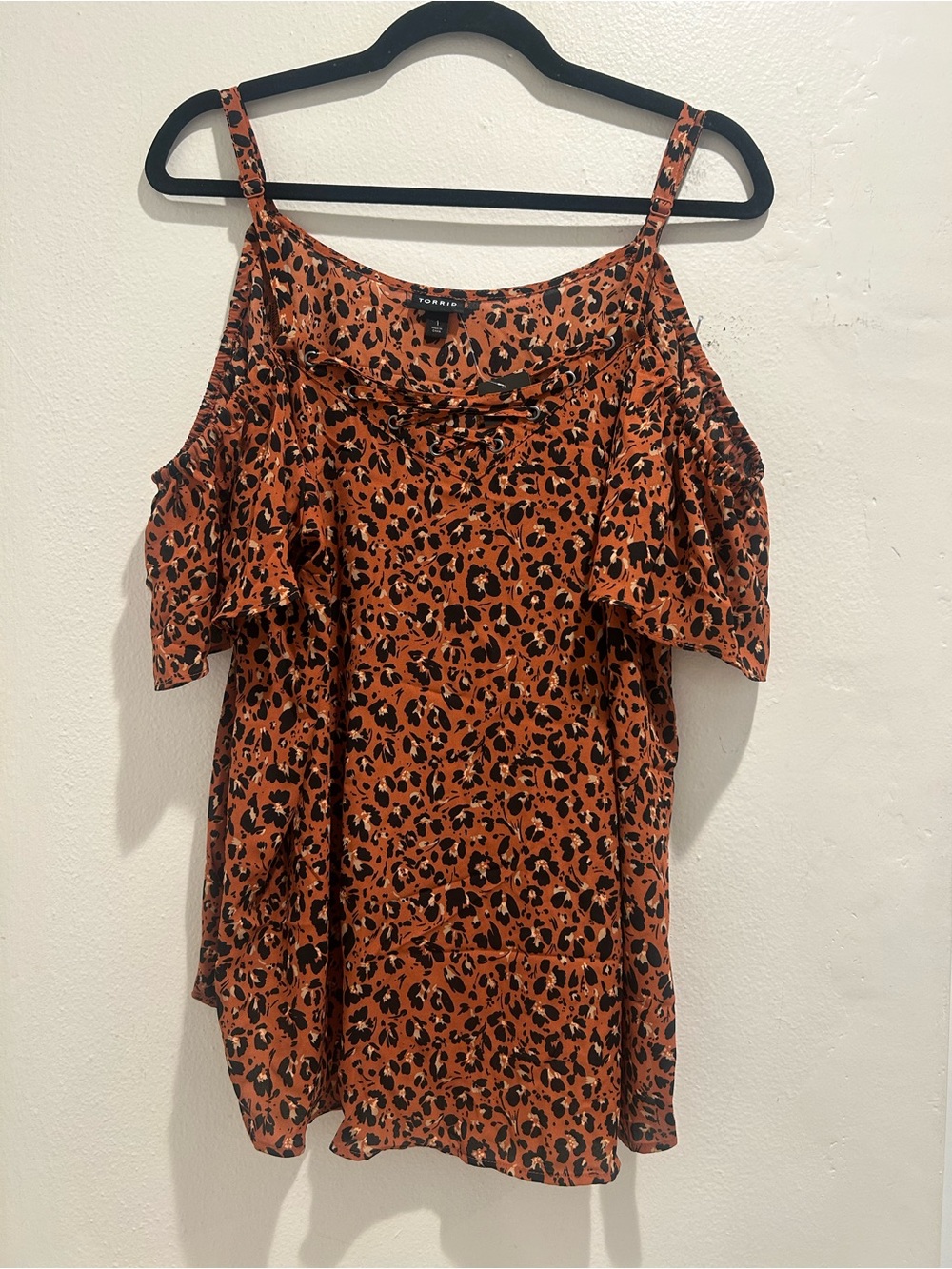 TORRID Cold-Shoulder Leopard Print Tank Top - Rust